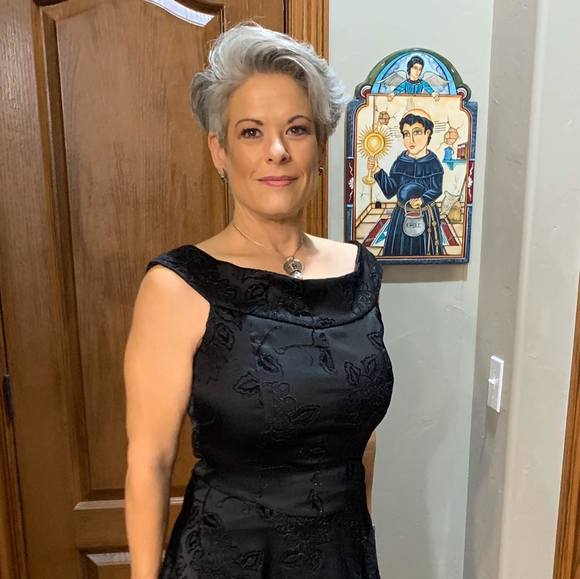 Meet your Posher, Kelli - Picture 1 of 1